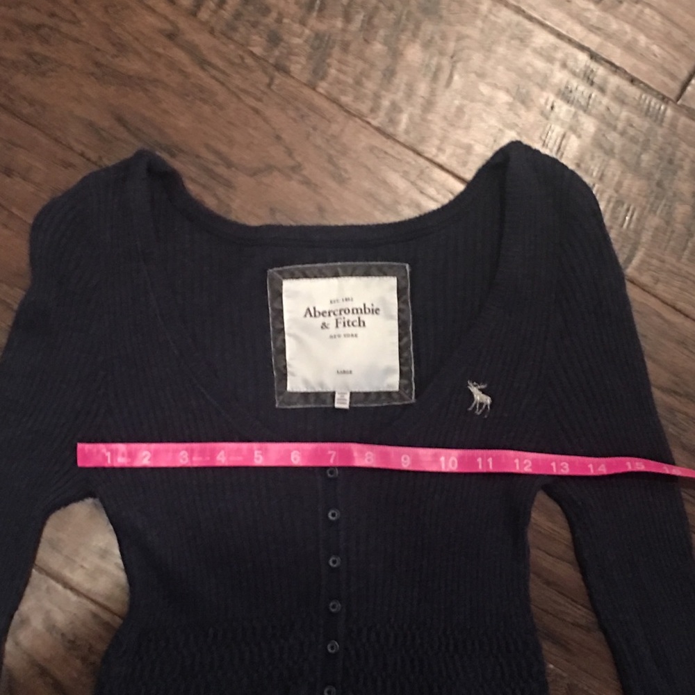 ⭐️Abercrombie sweater⭐️